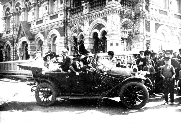 1912-Первый-автомобиль-Камышина